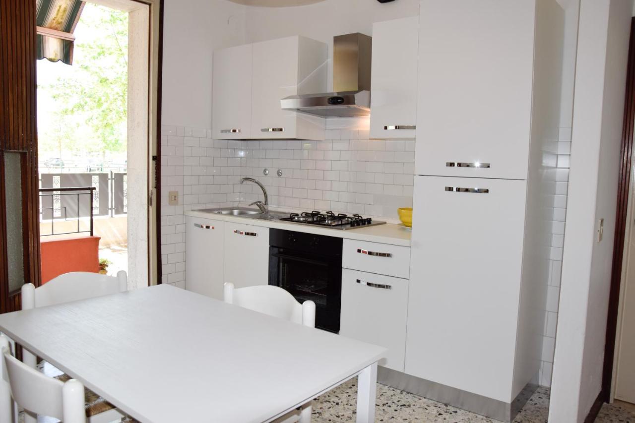 Villa Vania Family Apartments リド・ディ・イエゾロ エクステリア 写真